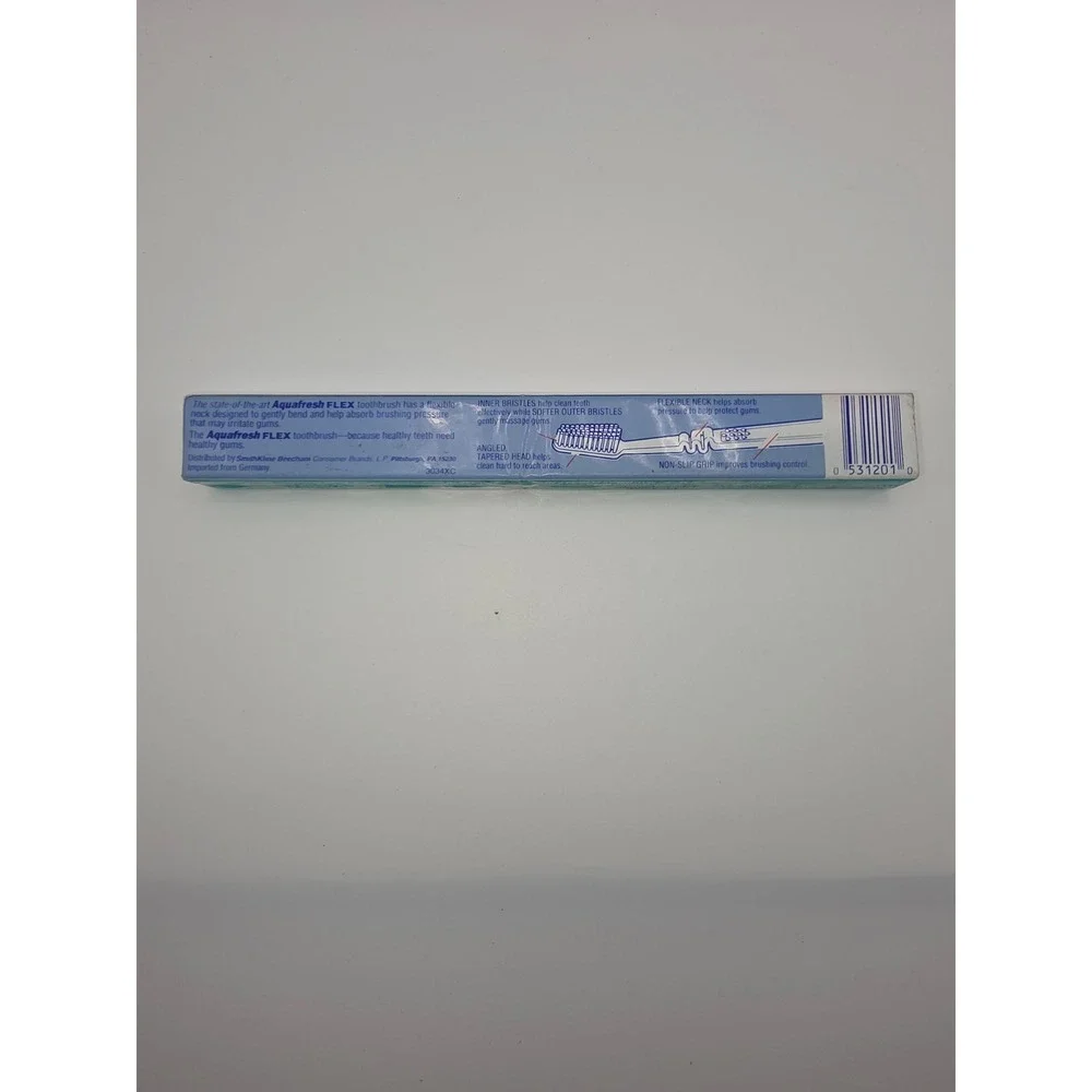 Aquafresh Flex Toothbrush Full Size Soft Flexible Neck Vintage New In Box